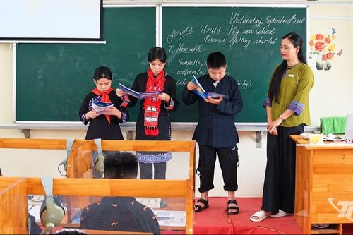 Đưa tiếng Anh đến gần hơn với học sinh vùng cao