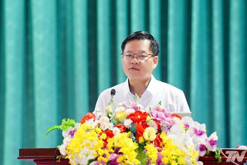 Gắn nghị quyết với hành động, hướng tới mục tiêu tăng trưởng hai con số