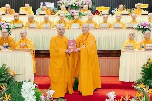 Gia Lai: Trường Trung cấp Phật học Nguyên Thiều tổ chức Lễ tốt nghiệp khóa X và khai giảng khóa XI