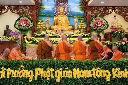 Đại giới đàn Thanh Kiểm: Truyền giới Tỳ-kheo, Sa-di và Tu nữ biệt truyền Phật giáo Nam tông Kinh