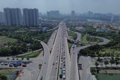 6,8 tỷ tấn hàng hóa và cuộc chuyển dịch lớn của vận tải Việt Nam