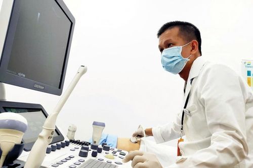 Gỡ "nút thắt", mở rộng dòng vốn cho thuê tài chính vào y tế tư nhân