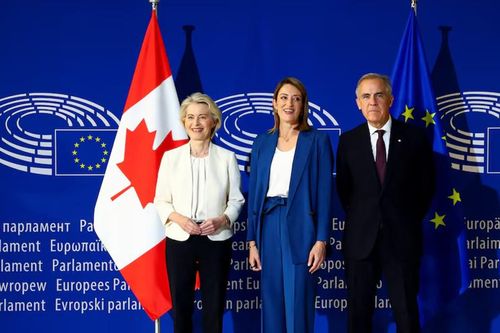 EU mở cửa để Canada trở thành 'thành viên liên kết' đầu tiên