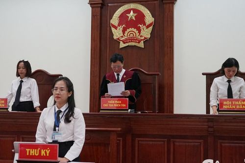 TAND khu vực 4 - Hà Nội xét xử vụ án dân sự công ích