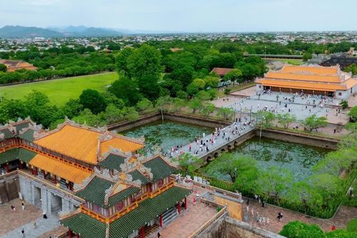 Huế khai thác những lợi thế riêng có để 'níu chân' du khách