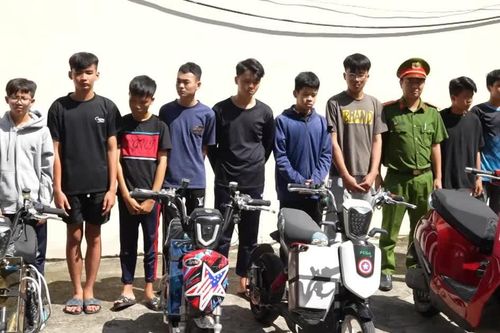 Xử lý 21 đối tượng tụ tập, chạy xe điện độ chế 'quậy tưng' Vũng Tàu