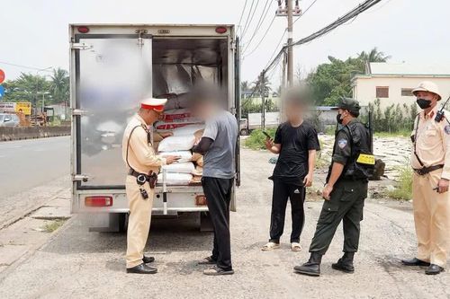 Cục CSGT phối hợp với Công an Đồng Nai tuần tra, xử lý vi phạm