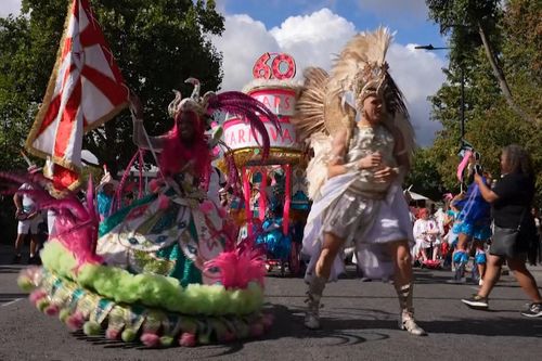 Lễ hội Notting Hill Carnival tại Anh kỷ niệm 60 năm