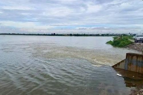 Cảnh báo lũ trên các sông ở thành phố Hà Nội