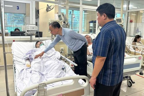 Bộ Y tế yêu cầu khẩn trương cứu chữa nạn nhân vụ cháy ở Tây Hồ