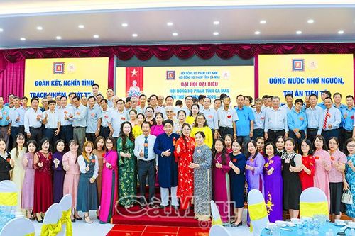 Giữ cội nguồn, nối dài tình đồng tộc