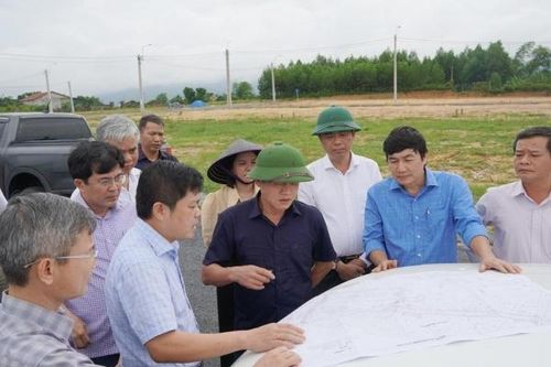 Quảng Trị: Kiểm tra Dự án di dời dân khẩn cấp ra khỏi vùng sạt lở núi, sạt lở bờ sông Gianh