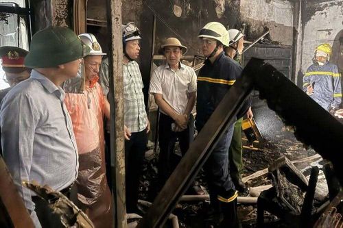 Cháy nhà trong đêm ở Hà Nội, 5 người tử vong