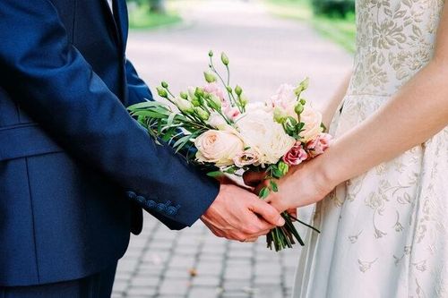 Mức sinh thấp, chuyên gia chỉ 6 điều kiện để người trẻ bớt ngại sinh con