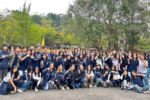 Một lớp chuyên có 24 học bổng du học, 2 giải quốc tế, 13 giải quốc gia