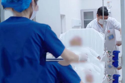 Đột quỵ khi đang ngủ, người đàn ông hồi phục nhờ cấp cứu 'giờ vàng'