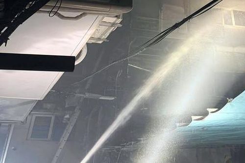 Lãnh đạo thành phố Hà Nội yêu cầu khẩn trương khắc phục hậu quả vụ cháy tại Tây Hồ