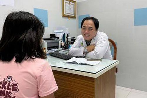 Cứ đến trường là đau bụng, nôn ói, nhiều học sinh còn ngất xỉu vì bệnh này