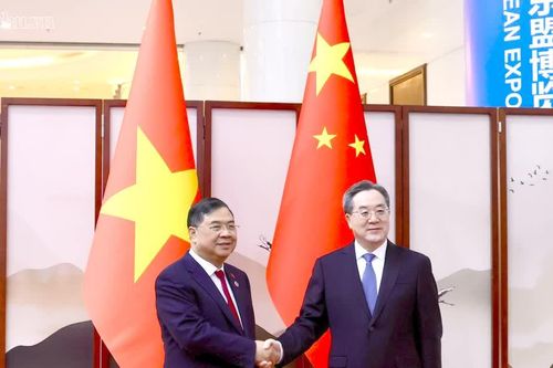 Việt Nam - Trung Quốc cùng xây dựng chuỗi cung ứng, chuỗi sản xuất ổn định