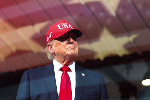 Tài sản ông Trump tăng 2,7 tỷ USD