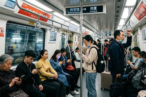 Trung Quốc đề xuất phạt hành vi bật nhạc lớn