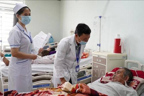 Ngày An toàn người bệnh thế giới 17/9: Bảo vệ bệnh nhân mạn tính từ những đơn thuốc dài ngày