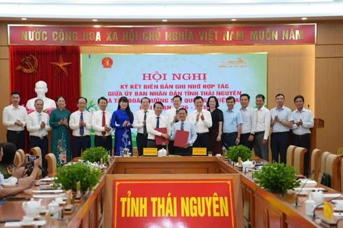 Tập đoàn Đường sắt Quốc gia Việt Nam và Thái Nguyên hợp tác phát triển du lịch đường sắt