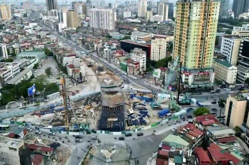 Điều chỉnh tổ chức giao thông phố La Thành phục vụ thi công Vành đai 1