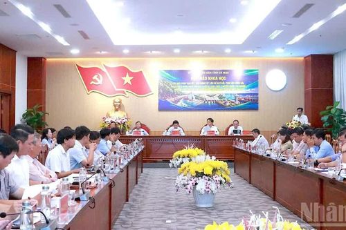 Tìm giải pháp nâng cao khả năng chống chịu vùng ven biển Cà Mau