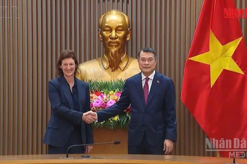 [Video] FTSE Russell và các quỹ đầu tư lớn cam kết đồng hành với Việt Nam