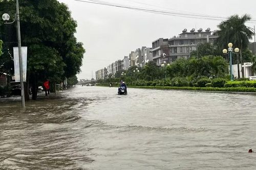Những giờ tới, 8 tỉnh, thành phố có mưa lớn, cảnh báo lũ quét, sạt lở đất