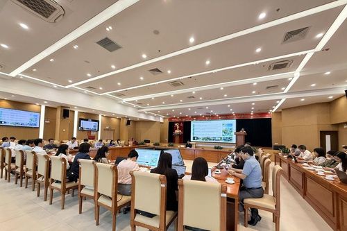 Từng bước hoàn thiện chính sách phát triển phương tiện giao thông xanh