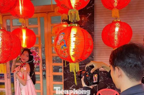 Phố lồng đèn mùa Trung Thu 2026: Thu hút bạn trẻ tham quan, tìm về các giá trị truyền thống