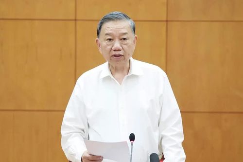 Tổng kết thực tiễn, nghiên cứu sửa đổi, bổ sung Điều lệ Đảng phải đặt trong tổng thể công tác chuẩn bị Đại hội XV