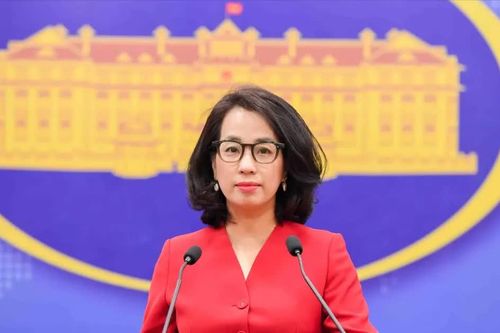 Việt Nam - Nga thúc đẩy hợp tác, hướng tới miễn thị thực cho người Việt