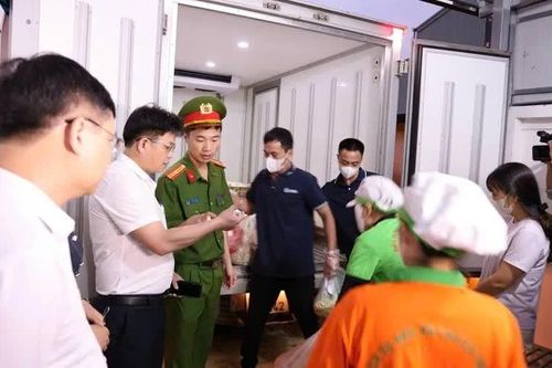 Sát cơ sở, kiểm soát chặt bữa ăn bán trú
