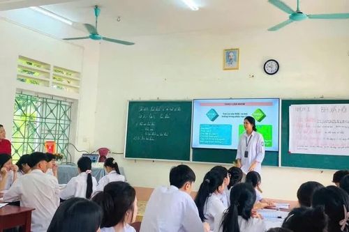 Hình thành thói quen tuân thủ pháp luật cho học sinh, sinh viên