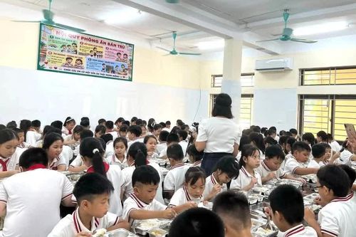 Phú Thọ siết an toàn thực phẩm kiểm soát bữa ăn nội trú, bán trú học sinh