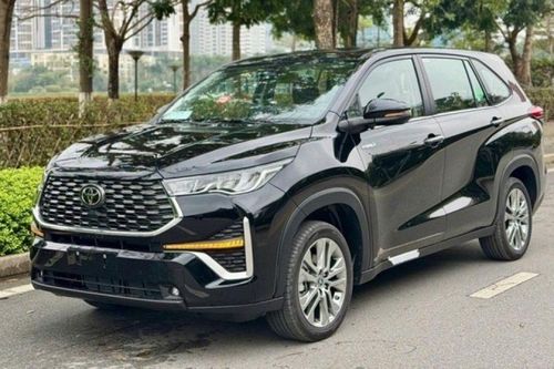 Top 5 mẫu xe hybrid bán chạy nhất tháng 8/2026: Toyota Innova Cross HEV vươn lên dẫn đầu