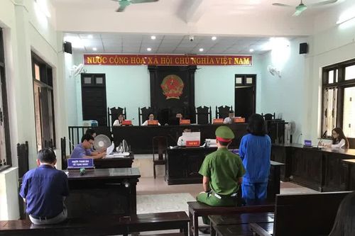 Cựu cán bộ thi hành án ở Huế bị tuyên 17 năm tù