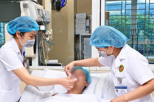 Bệnh viện thông tin tình trạng sức khỏe 2 nạn nhân vụ cháy nhà khiến 5 người chết tại Hà Nội