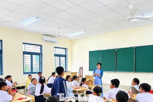 754 cán bộ quản lý giáo dục ở Đắk Lắk trở lại làm giáo viên