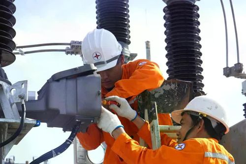 Điều gì giúp EVN lãi hơn 20.800 tỷ đồng sau nửa năm?