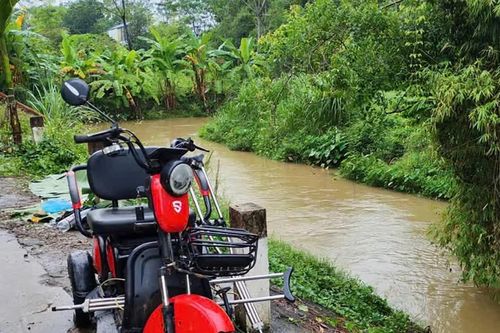 Một người ở Thái Nguyên rơi xuống suối tử vong