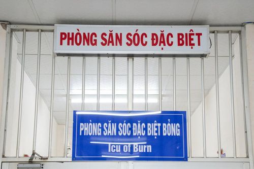 Vụ cháy ở TP.HCM: 4 người vào Bệnh viện Chợ Rẫy cấp cứu