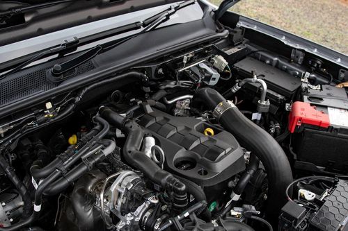 Vì sao động cơ diesel chạy không tải lâu có thể hại hơn cả khi lái xe có tải?