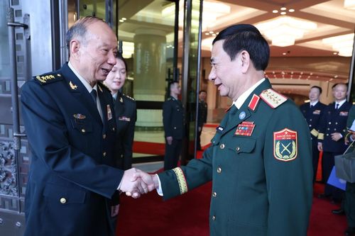 Đại tướng Phan Văn Giang gặp Phó Chủ tịch Quân ủy Trung ương Trung Quốc