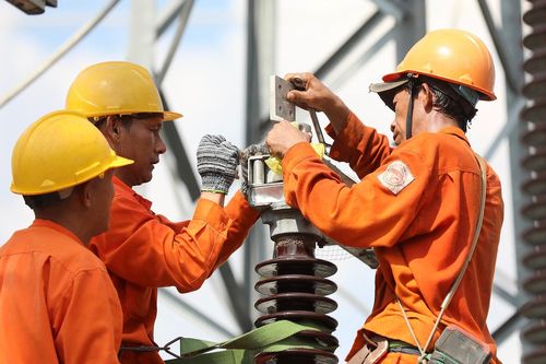 Đề xuất chuyển Tập đoàn Điện lực Việt Nam về Bộ Công Thương