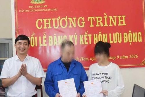 Cặp đôi ở Thanh Hóa được đăng ký kết hôn ngay trong trại tạm giam