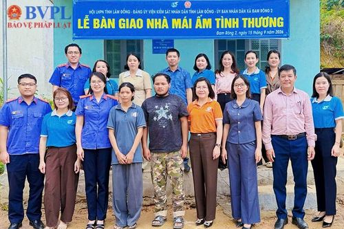 'Mái ấm tình thương' đến với gia đình khó khăn ở xã Đam Rông 2